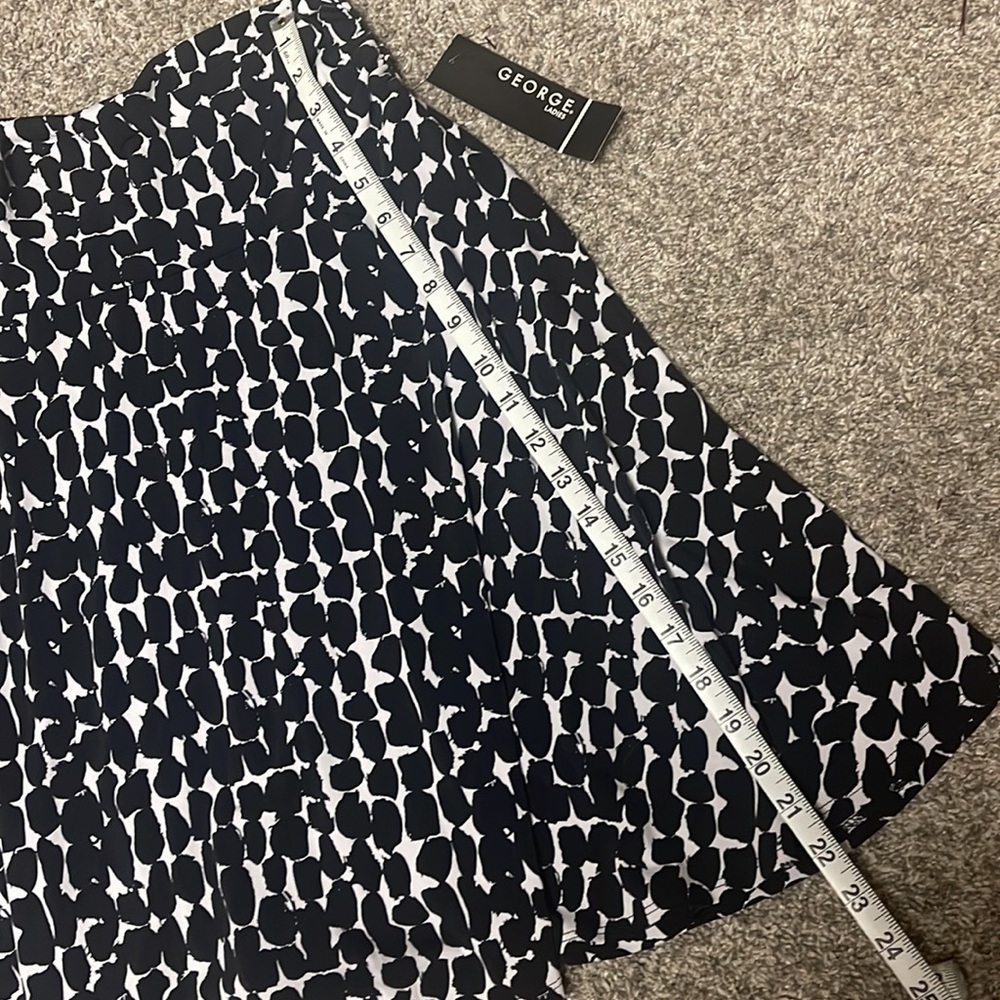 George Dots Skirt. abstracts size L NWT - Picture 4 of 5